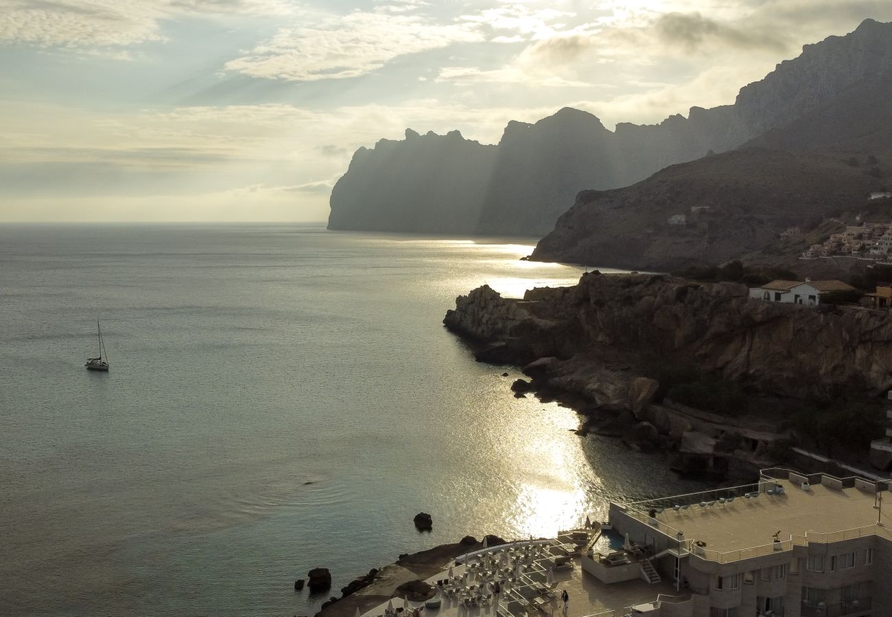 Casa en Cala Sant Vicenç - Blue fisherman house 2 By home villas 360