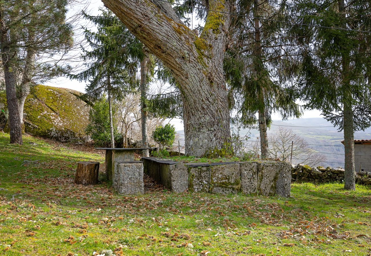 Casa rural en Ourense - YourHouse A Casa Dos Cregos