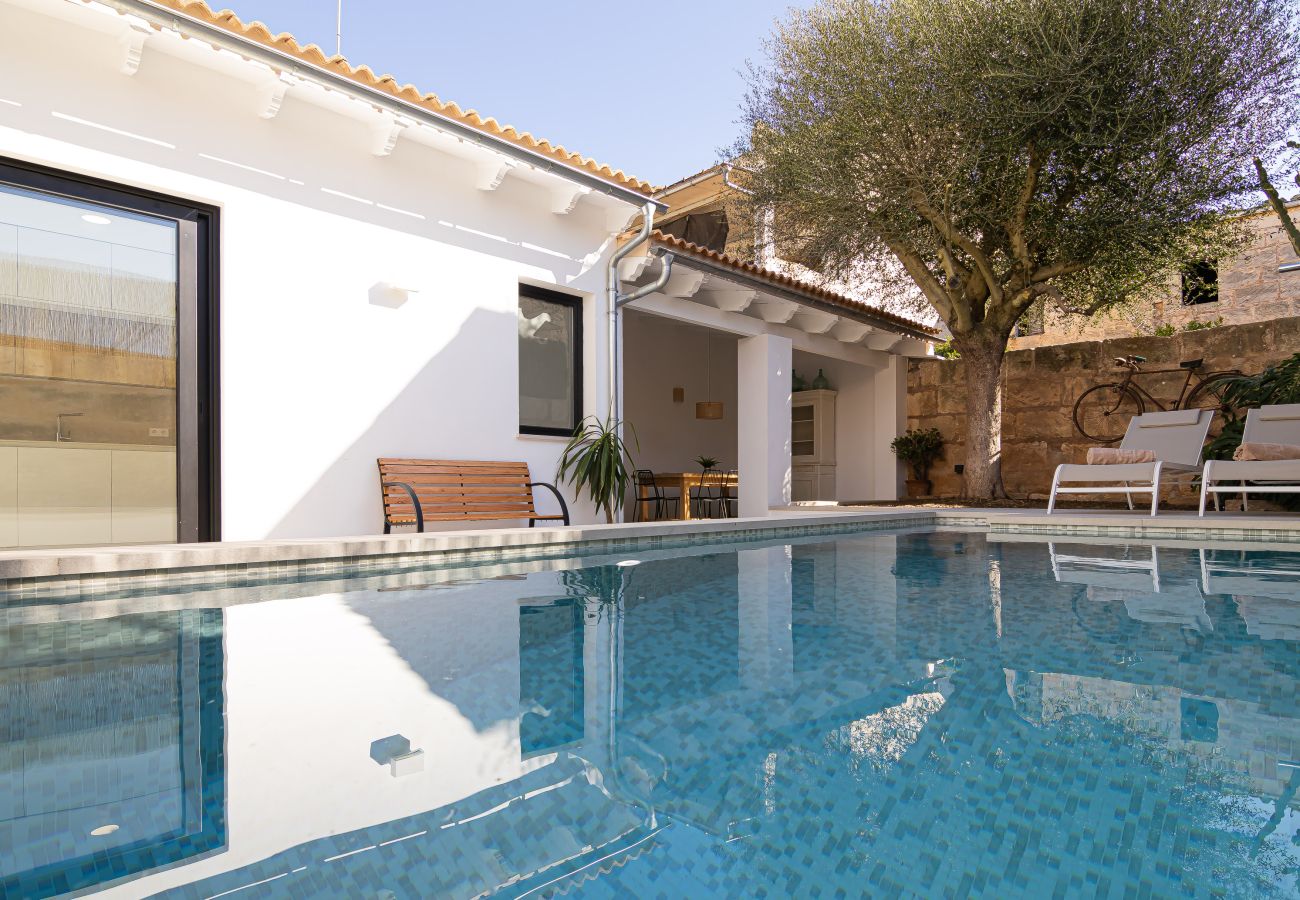 casa de pueblo, Muro, Mallorca, piscina, terraza