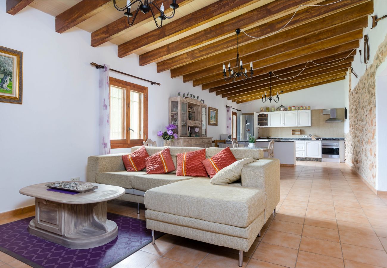 Ferienhaus in Llubi - YourHouse Son Sitges