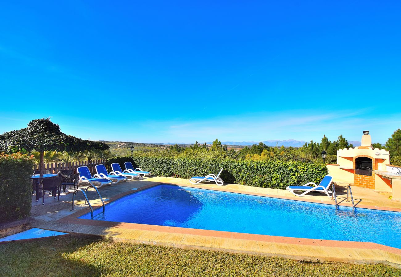 Garten, Schwimmbad, Aussicht, Landschaft, Finca, Ferienvermietung Mallorca