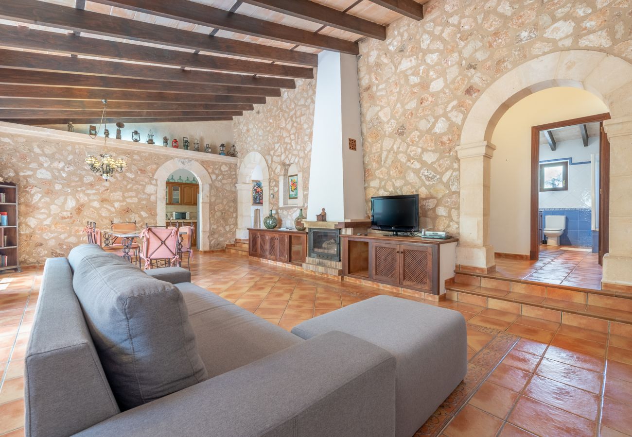 Villa in Cala Murada - Finca Sa Palmera by Mallorca House Rent