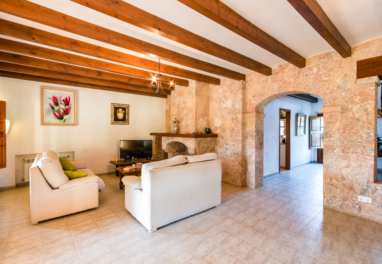 Villa in Pollensa - Villa La Rafal with pool By home villas 360