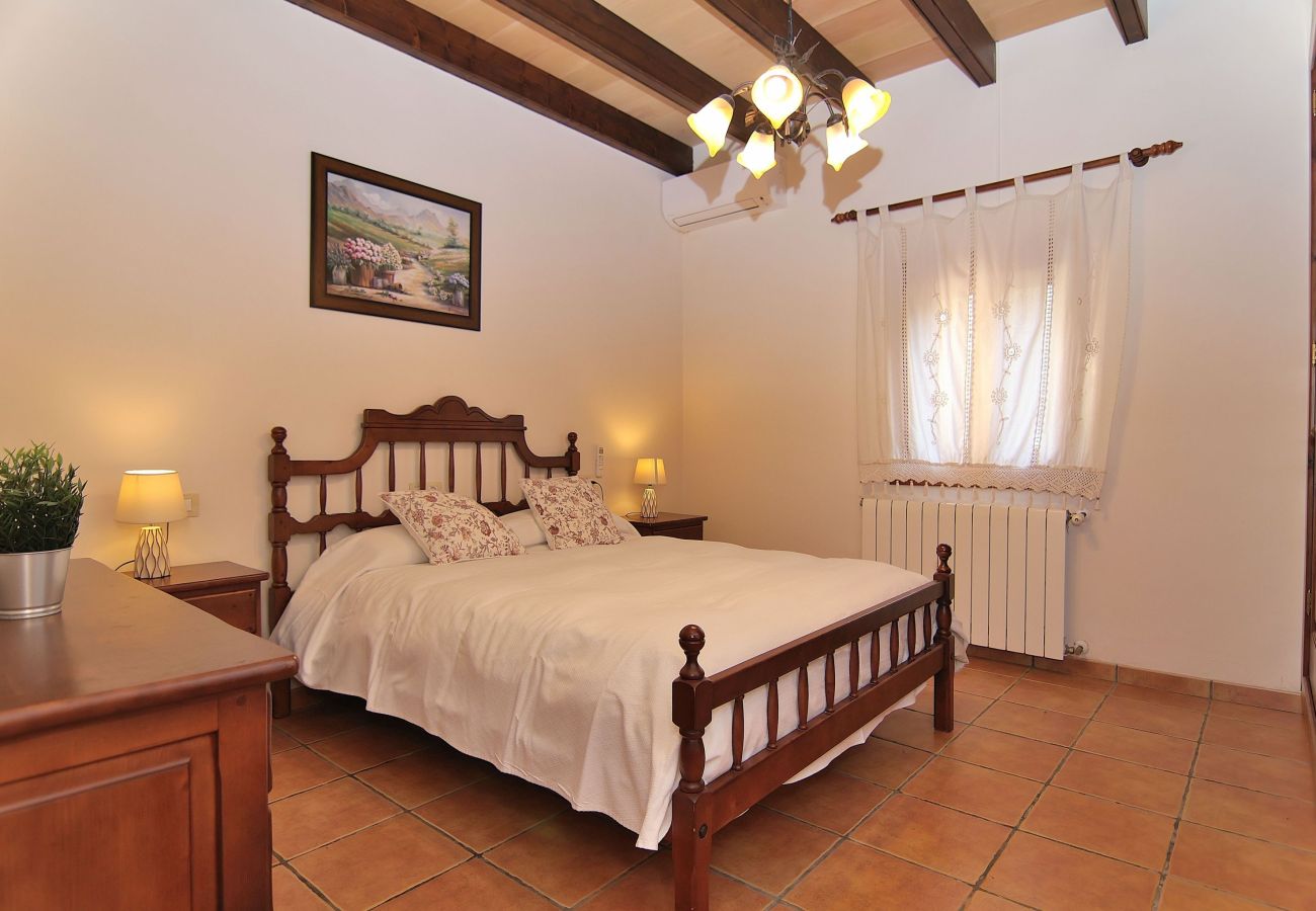 finca, rustic kitchen, cosy, views, amenities